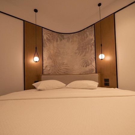 Colosseum Hotel Ksamil Eksteriør bilde