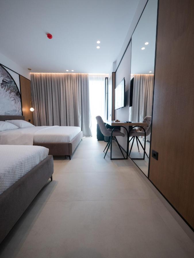 Colosseum Hotel Ksamil Eksteriør bilde