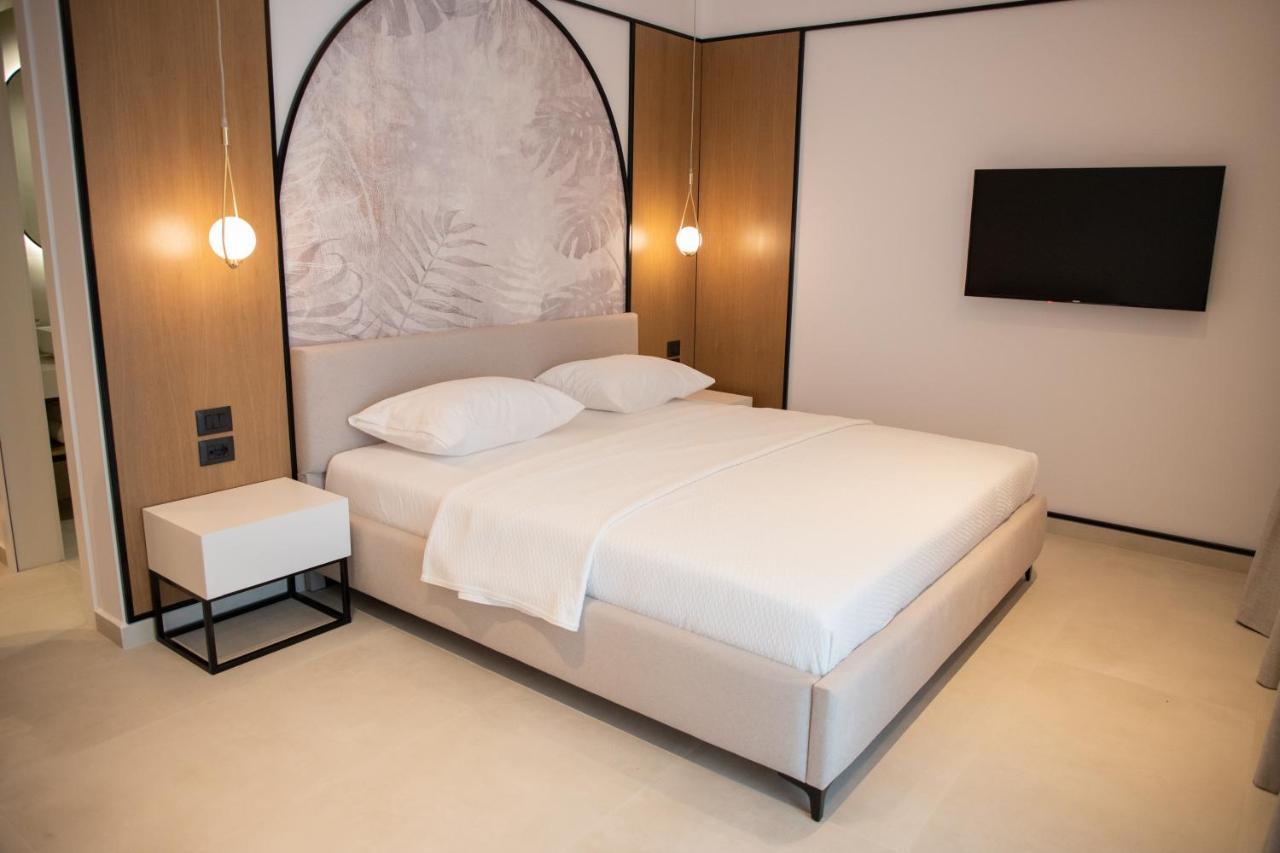 Colosseum Hotel Ksamil Eksteriør bilde